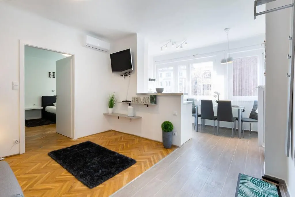 Rumbach 22 Center Apartment With Ac Boedapest Hongarije